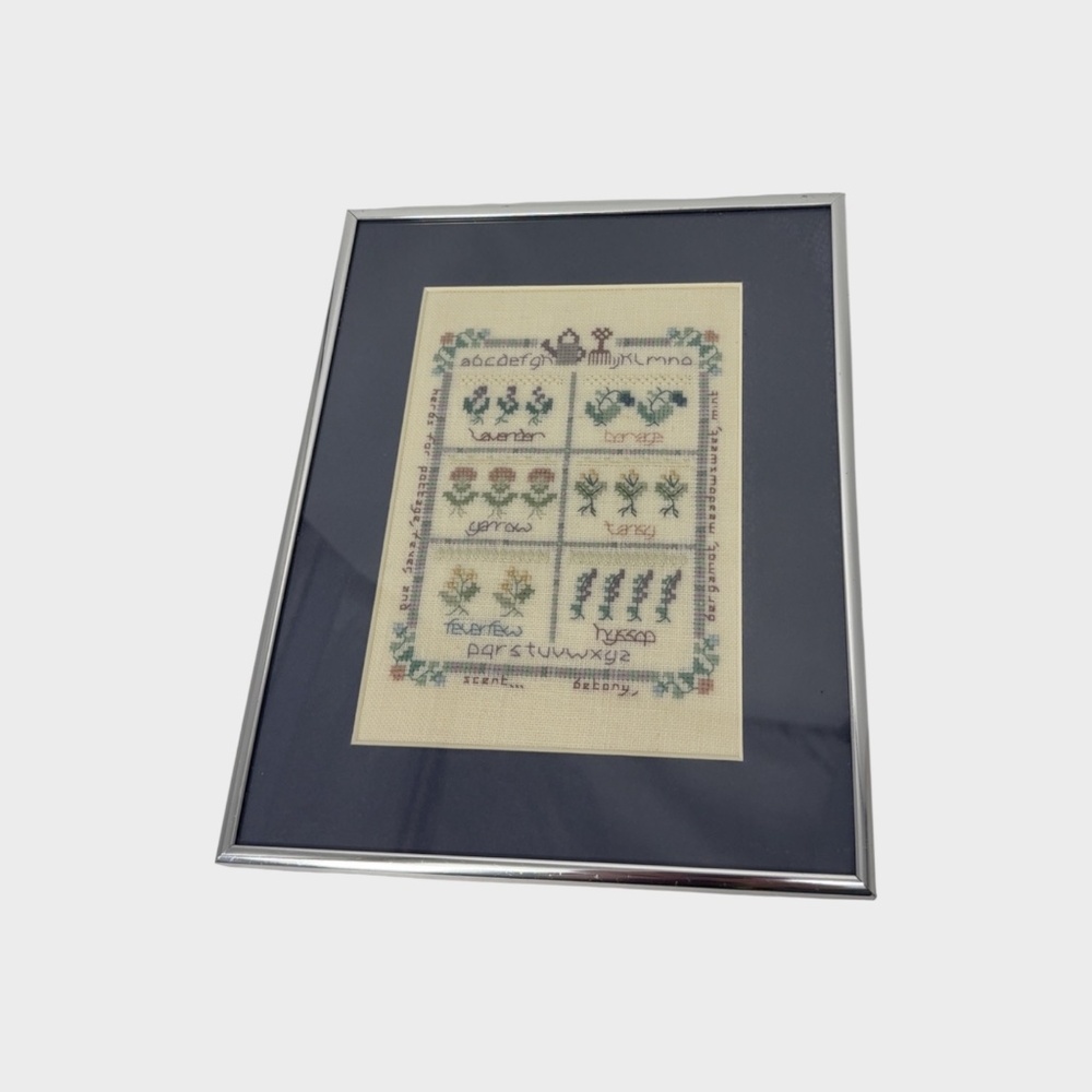 Vintage Shepherd’s Bush Herb Garden Cross Stitch – Framed Sampler 10x8.25 - Picture 3 of 12